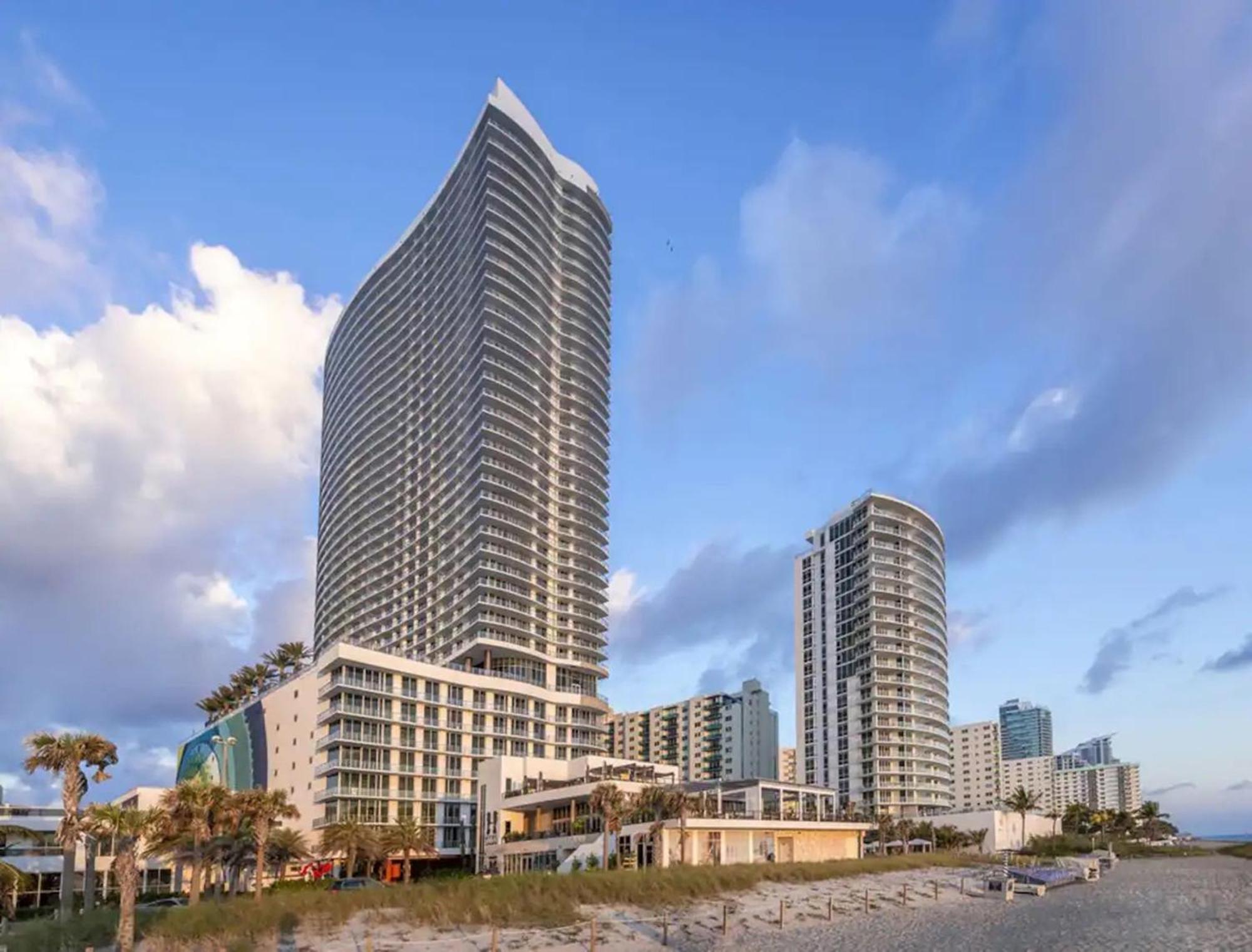 Lyfe Residence Building - Private Apts Over The Beach Холивуд Екстериор снимка