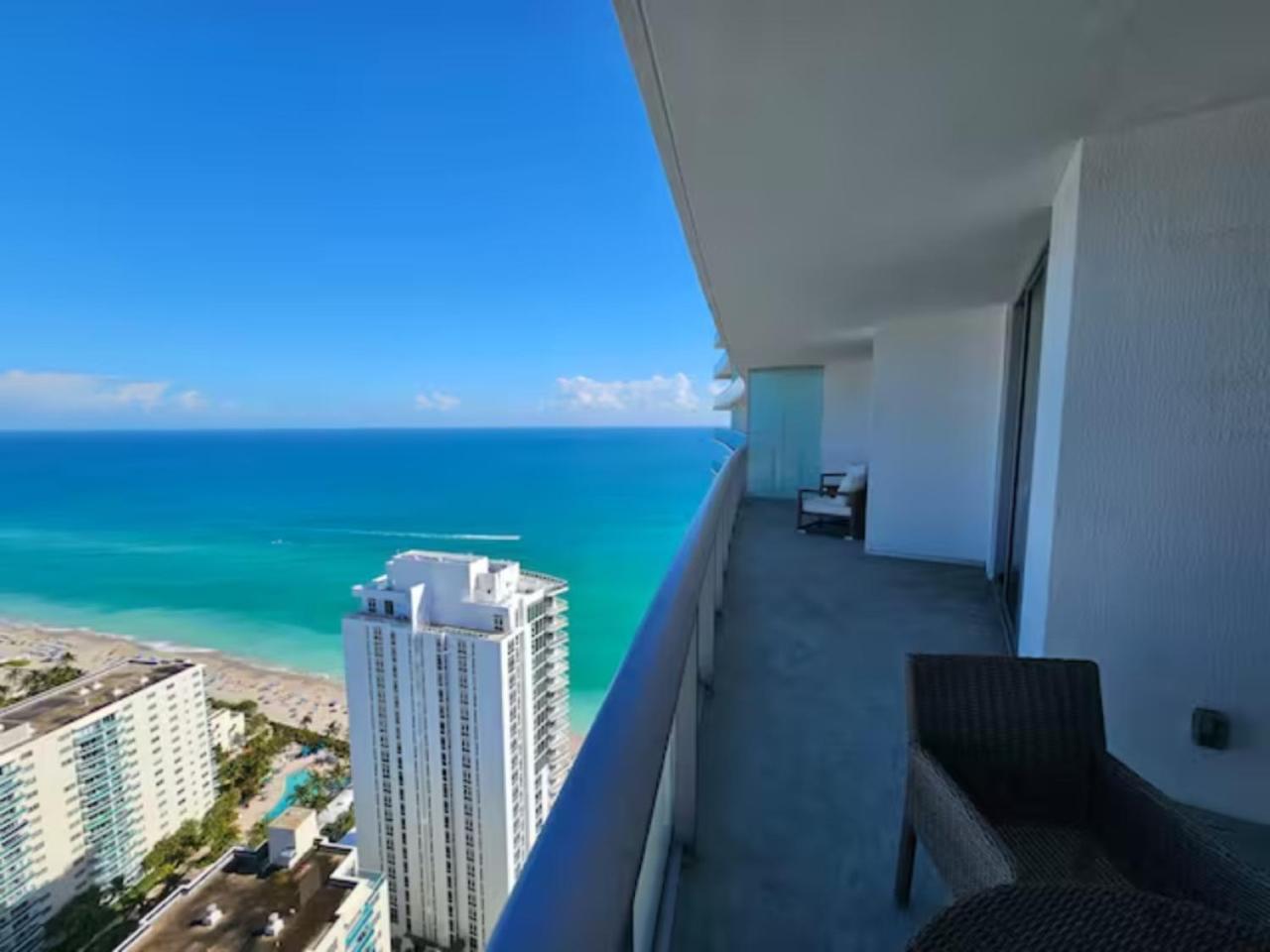 Lyfe Residence Building - Private Apts Over The Beach Холивуд Екстериор снимка
